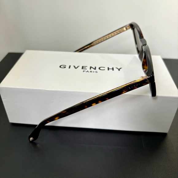 Givenchy Tortoise Shell Sunglasses - Picture 4 of 4